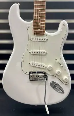 Store Special Product - Fender - Player Stratocaster Pau Ferro - Polar White