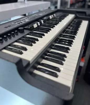 GSi - DMC-122 Dual Midi Console 2