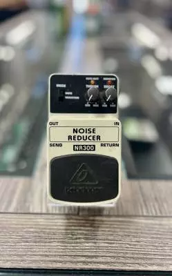 Behringer - NOISE REDUCER