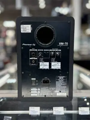 Pioneer DJ - VM-70 2