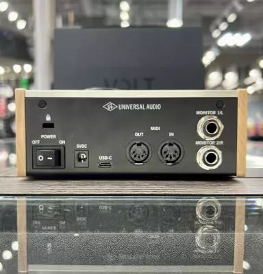 Universal Audio - UA-VOLT176 2