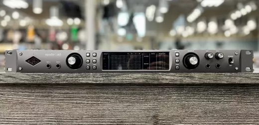 Universal Audio - Apollo X8