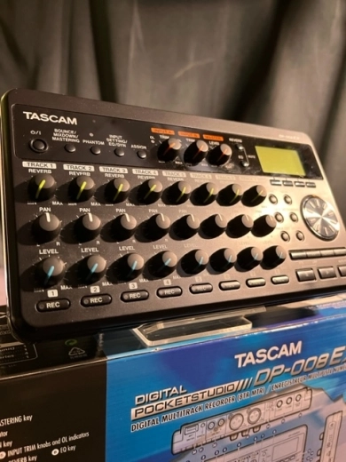 Tascam - DP-008EX