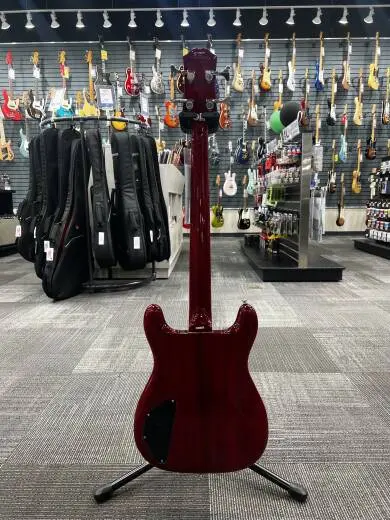 Epiphone Newport Bass - Cherry 2