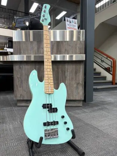 Sire Marcus Miller U5 Short Scale Bass