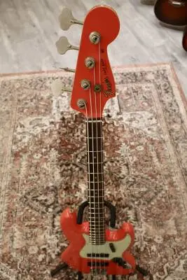 Fender Custom Shop '63 Jazz Bass Journeyman Relic - Aged Fiesta Red 2