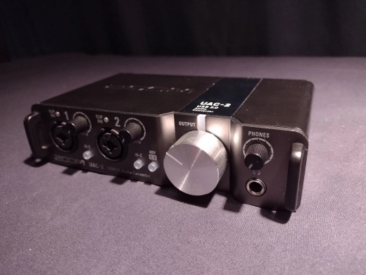 Zoom - UAC-2