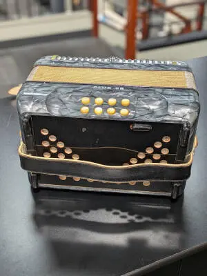 Hohner Club IIB C/F Accordion 2