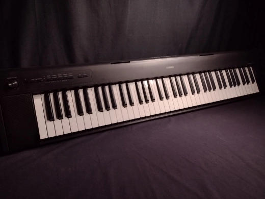 Yamaha - NP32 B