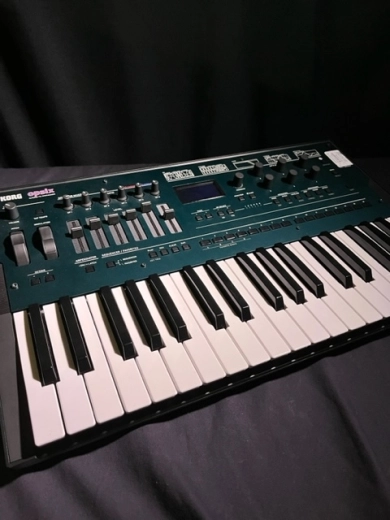 Korg - OPSIX