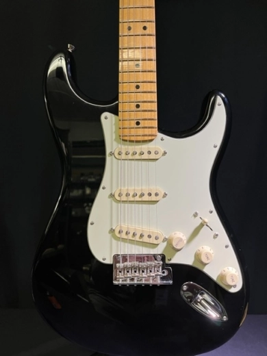 Fender - 011-3902-706