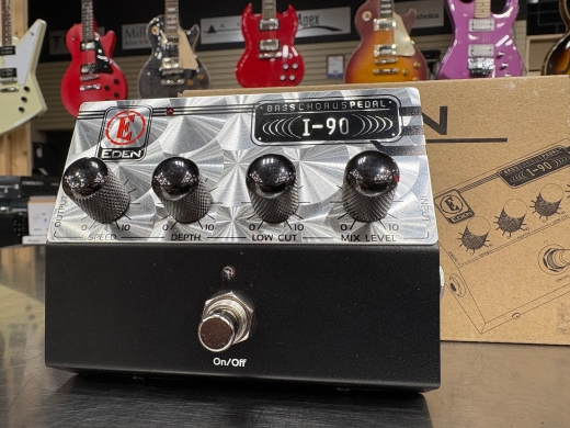 Eden I-90 Bass Chorus