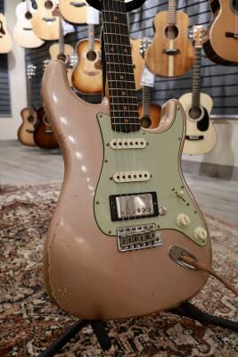 Store Special Product - Fender Custom Shop Limited Edition \