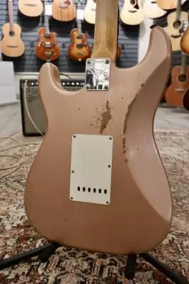 Fender Custom Shop Limited Edition '59 Stratocaster HSS Relic - Shell Pink Metallic 2