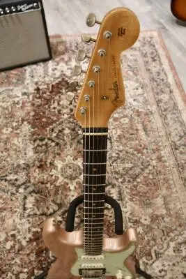 Fender Custom Shop Limited Edition '59 Stratocaster HSS Relic - Shell Pink Metallic 2