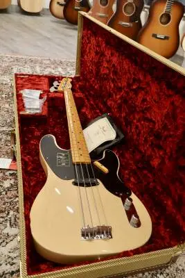 Fender 75th Anniversary American Vintage II 1951 Precision Bass - Butterscotch Blonde 2
