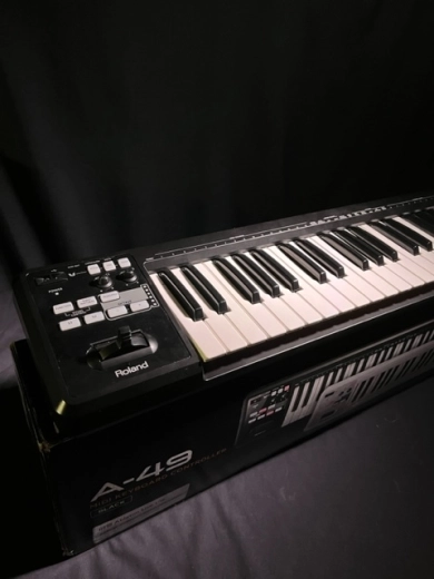 Roland - A-49-BK