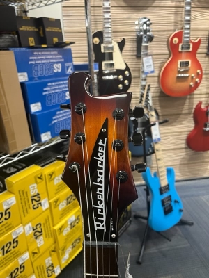 Rickenbacker Limited Edition 90th Anniversary 480XC Tobacco Glo 2
