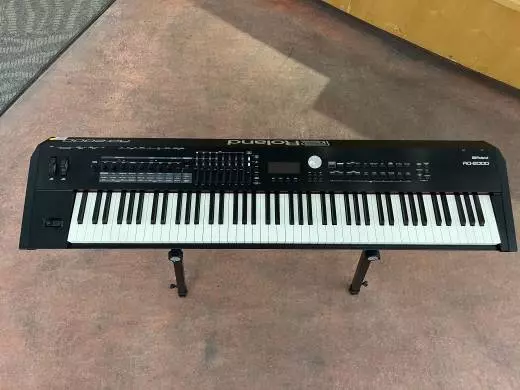 Roland - RD-2000