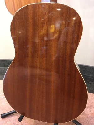 La Patrie Guitars - LP0425 2