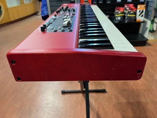 Nord ELECTRO 6D 61 5