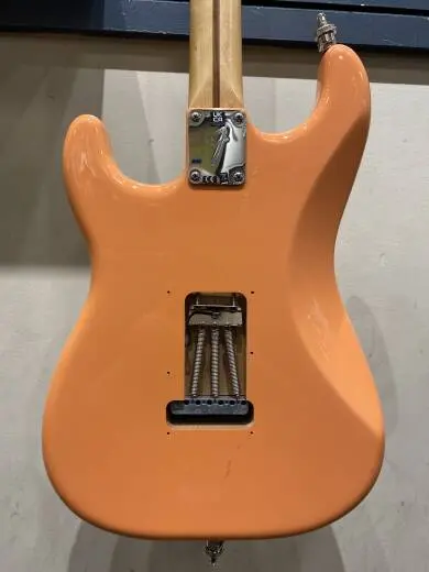 Limited Edition Player Stratocaster Pacific Peach 2