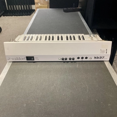 Waldorf KB37 3