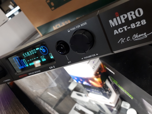 MiPro ACT-828 Wireless Receiver