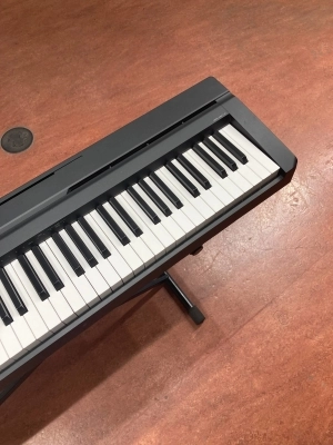 Yamaha P45 B 2