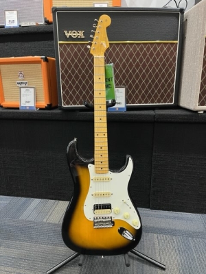 Fender JV Modified 50s Stratocaster HSS 2 Tone Sunburst