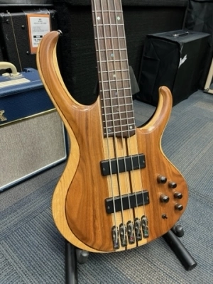 Ibanez BTB 5-String Bass Natural Low Gloss 2