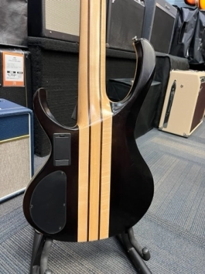 Ibanez BTB 5-String Bass Natural Low Gloss 2