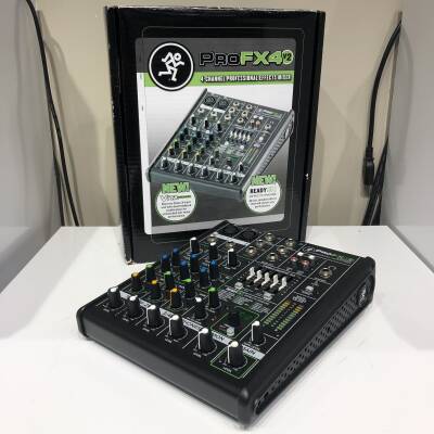 Mackie 4-Channel Professional Effects Mixer