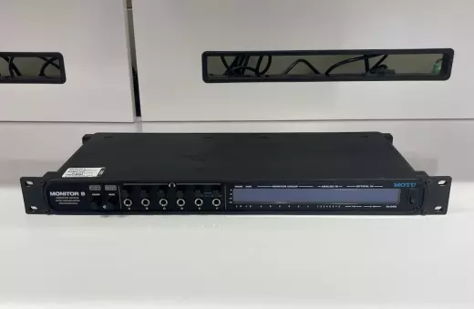 MOTU - MONITOR 8