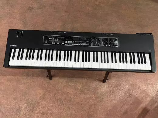 Yamaha - CK88