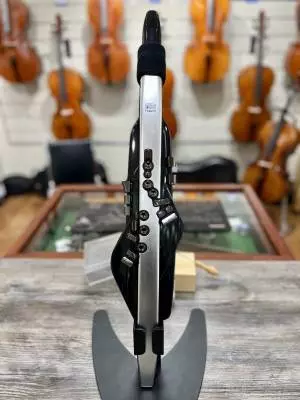 Roland - AE-30 - Ditigal Wind Instrument