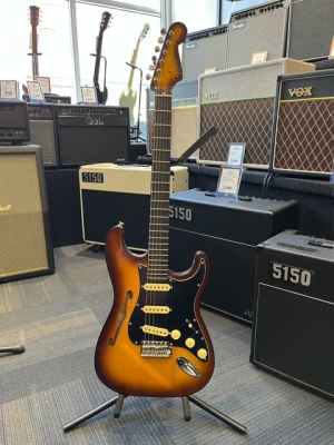 Fender Stratocaster Suona Thinline Ebony Fingerboard Violin Burst