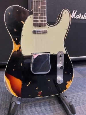 Fender Custom Shop 1960 Telecaster Custom Heavy Relic Aged Black over Chocolate 3 Colour Sunburst 2