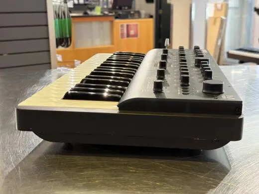 Modal Electronics - ARGON8 2