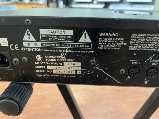 Roland JV-1080 4