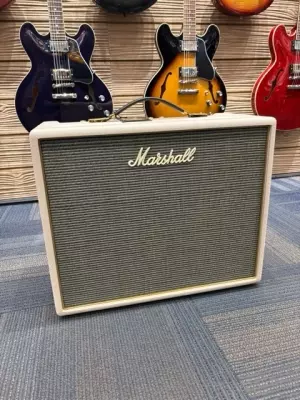 Marshall Original 20 1x12 Combo Limited Edition Cream