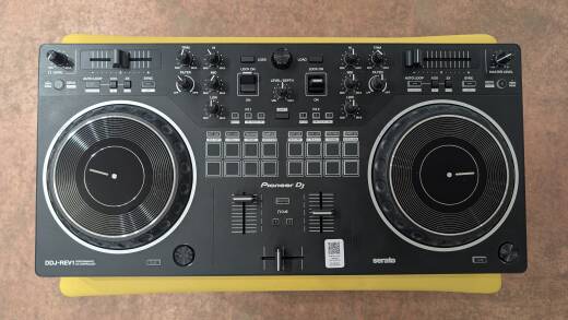 Gear Hunter | Pioneer DJ - DDJ-REV1