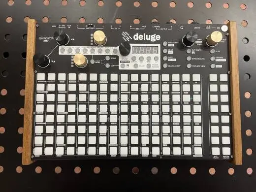 Synthstrom Deluge