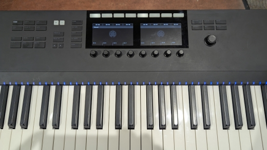 Native Instruments Komplete Kontrol S88 MK2 88-note Controller