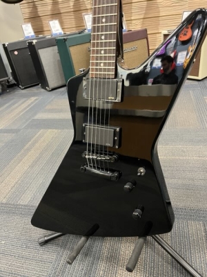 Gear Hunter | Epiphone 1984 Explorer EX Ebony