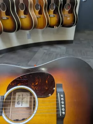 Martin Guitars - DJR-10E BURST 3