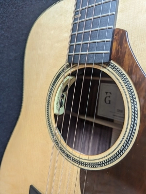 Yamaha - FG9 R 2