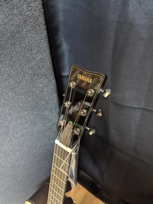 Yamaha - FG9 R 2
