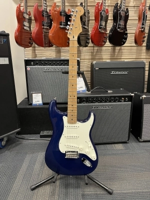 FENDER FSR PLAYER STRAT RMN SBT