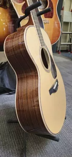 YAMAHA A.R.E. MEDIUM JUMBO ACOUSTIC 2